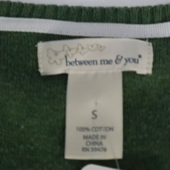 Green & White Striped Shirt Sleeve Knit Top by Between Me & You Vintage Size‎ S - Picture 3 of 7